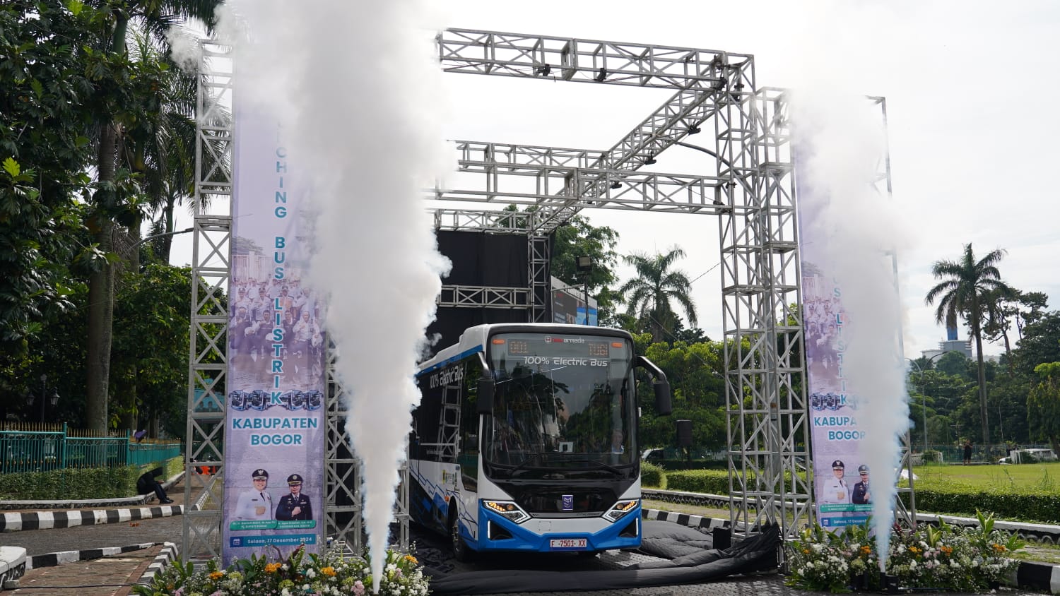 Empat Bus Listrik Rute Bojonggede-Sentul City Resmi Dioperasikan